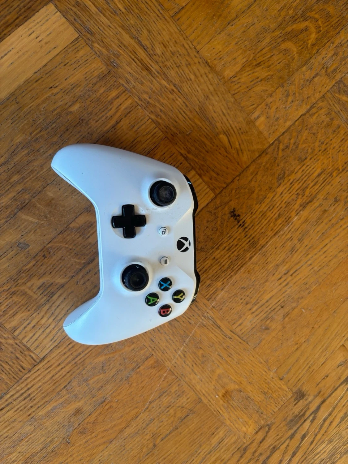 Xbox One S vit spelkonsol - 4