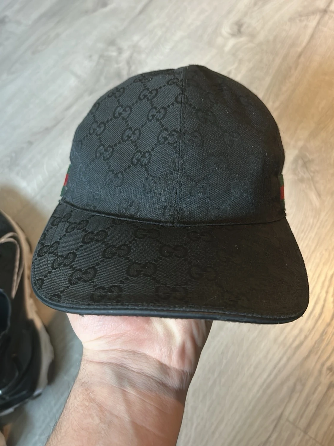 Svart keps från Gucci med GG-mönster - 2