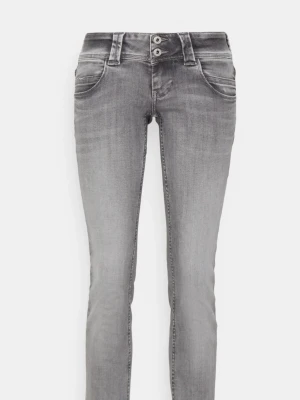 Grå raka jeans med hög midja - Säljer ett par grå jeans med raka ben och hög midja. Jeansen har klassisk femficksdesign, bälteshällor och dubbla knappar i midjan. Materialet är stretchigt denim som ger en bekväm passform. Perfekta till en avslappnad stil. Däremot hål vid insidan av ena benet som syns på bild. Pris går att diskuteras!🤗💕💕