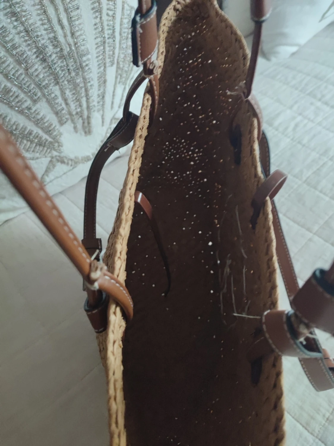 Strandväska från Loewe med läderdetaljer - 4