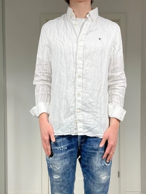 Morris Linneskjorta  - Säljer nu denna Morris Linneskjorta, skriv för fler bilder/frågor🙌🏼