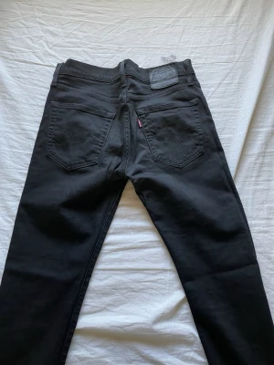 Levi's 502 W31 L30 - Säljer ett par Levis's 502or. Storlek W31 L30.