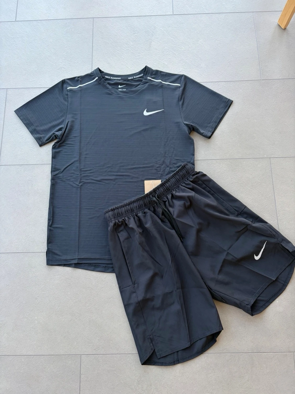 Nike Miller set