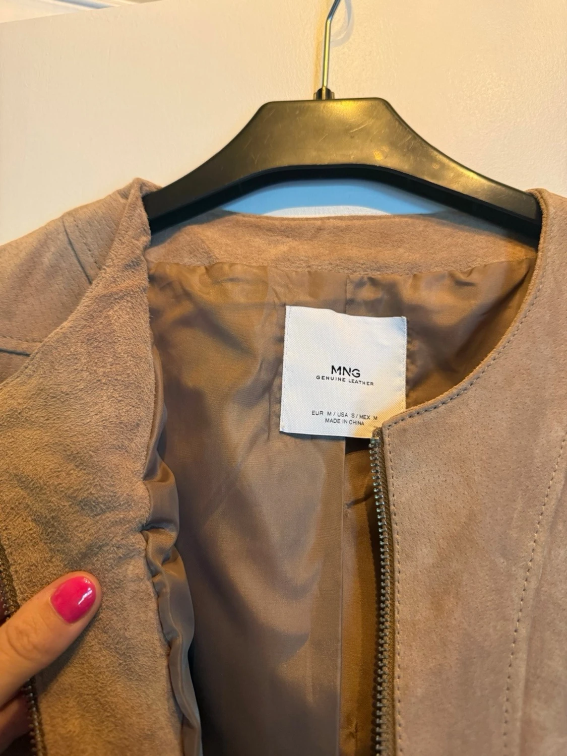 Beige skinnjacka från MNG - 1