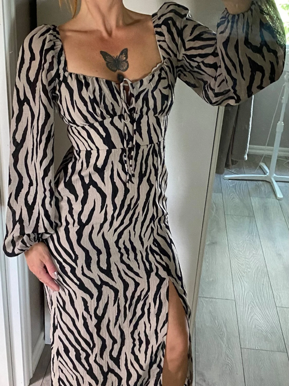 Gina Tricot zebra klänning 36