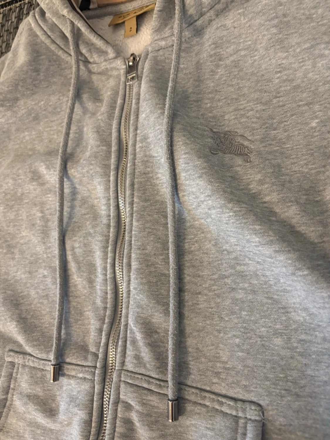 Grå zip hoodie från Burberry - 1