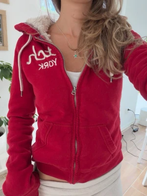 Abercrombie & fitch zip med foder  - Frakt 24h. 