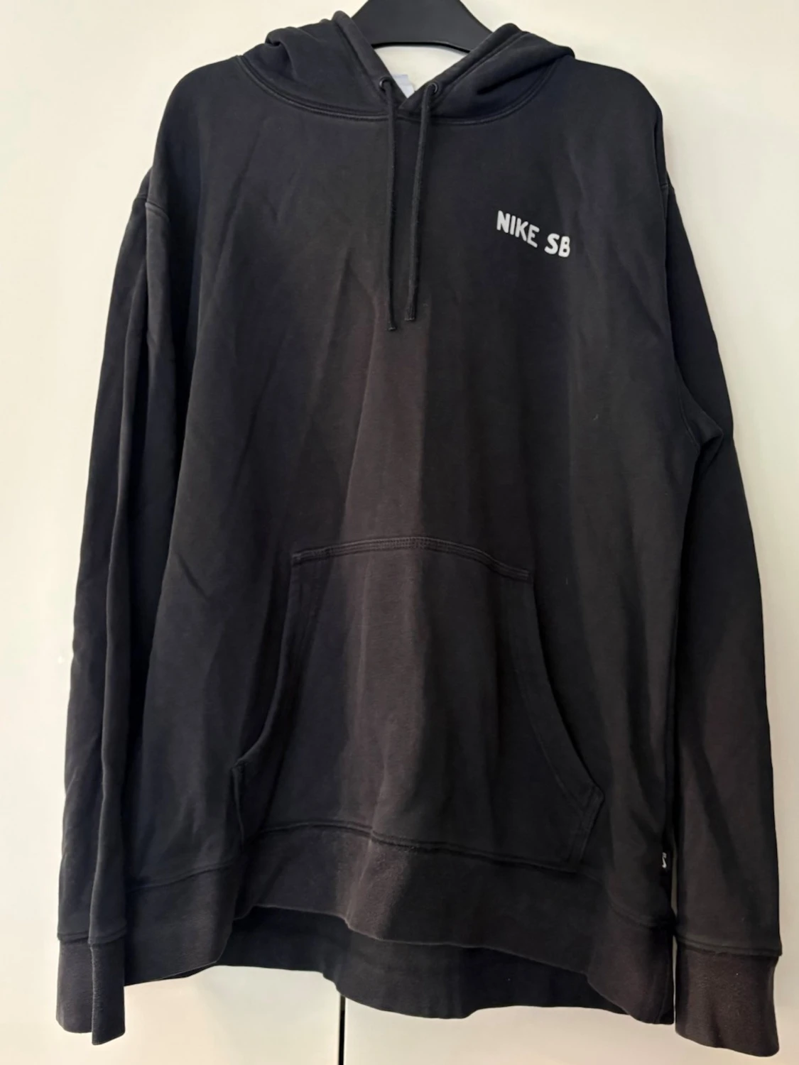 Svart Nike SB hoodie med huva - 2
