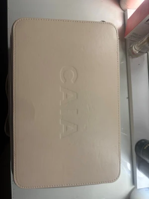 Caia smink  - Intressekoll på ett bar oanvända produkter!❤️ skriv va ni vill buda❤️❤️