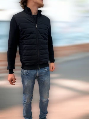 Cardigan jacka - En riktigt fet Roy Robson cardigan som ligger på 2500~ nypris. Det är storlek S och modellen är 182 och väger 70. Den är i nyskick då den inte använts så mycket