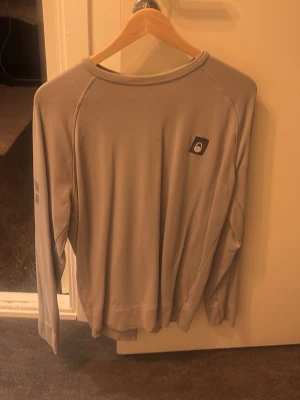 Sail racing - Skön kofta från sail racing perfekt nu inför våren!