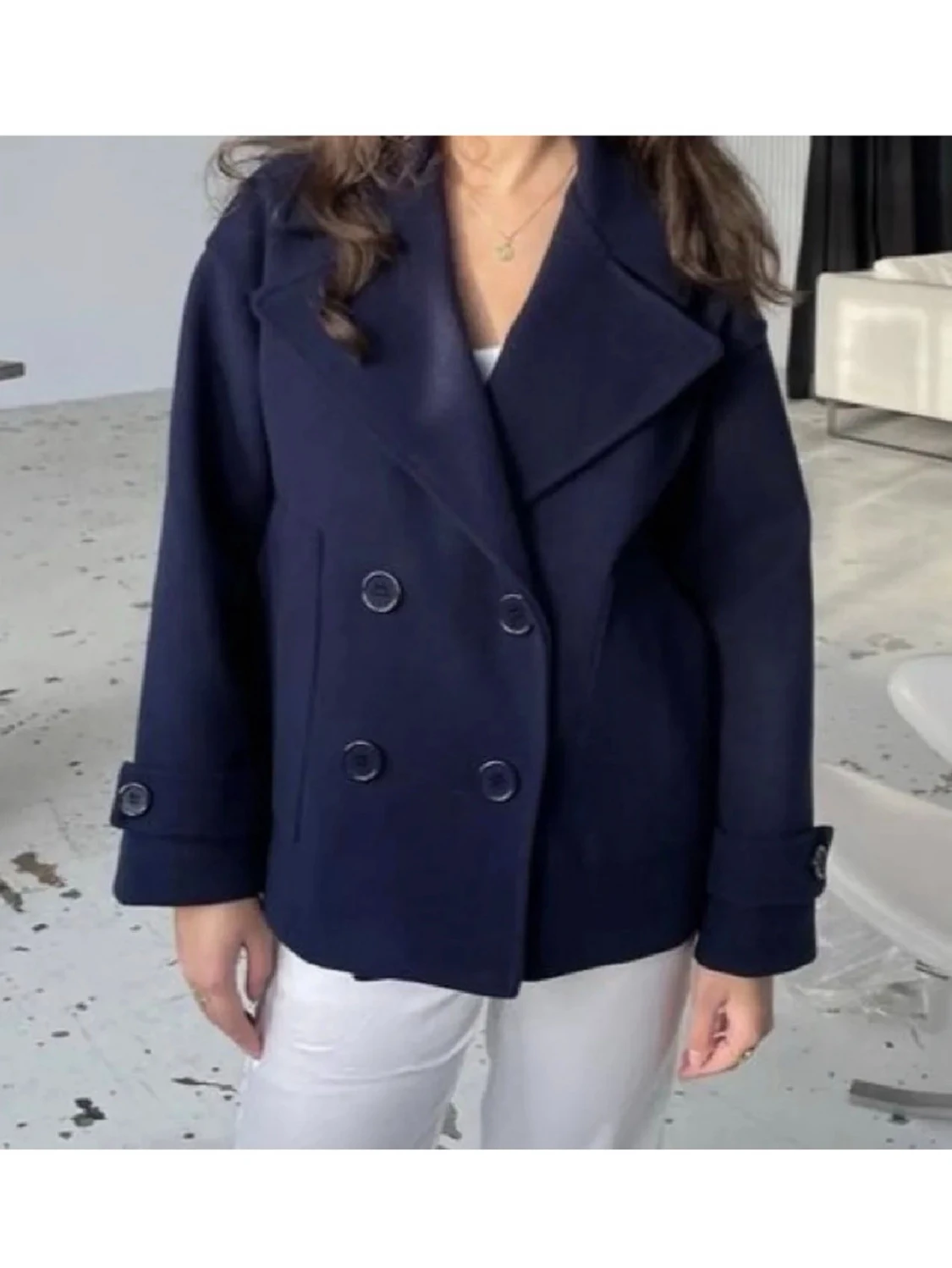 Mörkblå skepparkavaj med dubbelknäppning