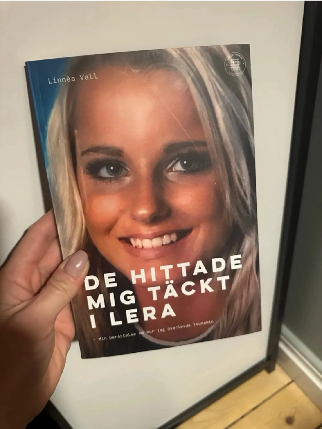 De hittade mig täckt i lera