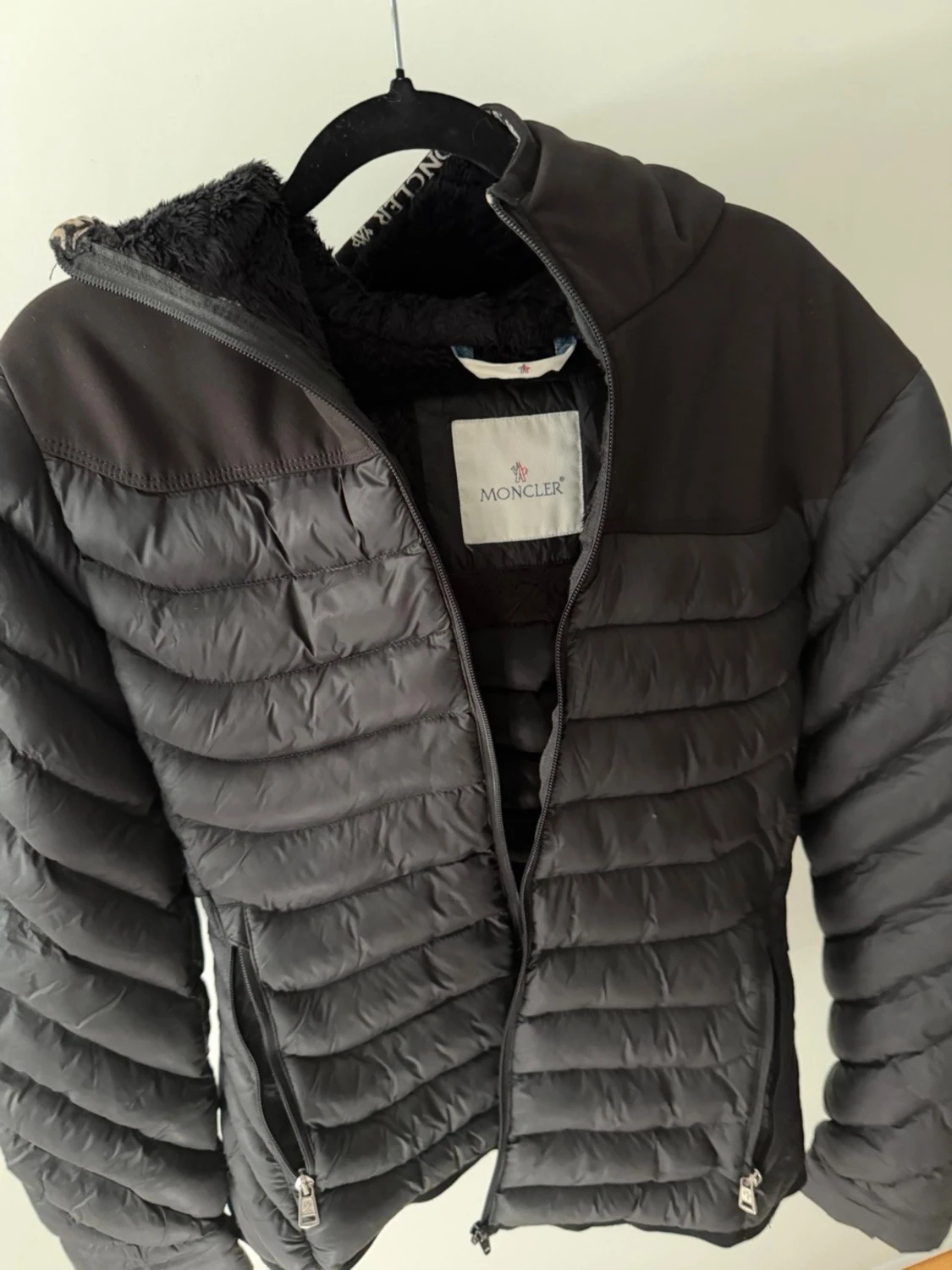  Moncler jacka - 1