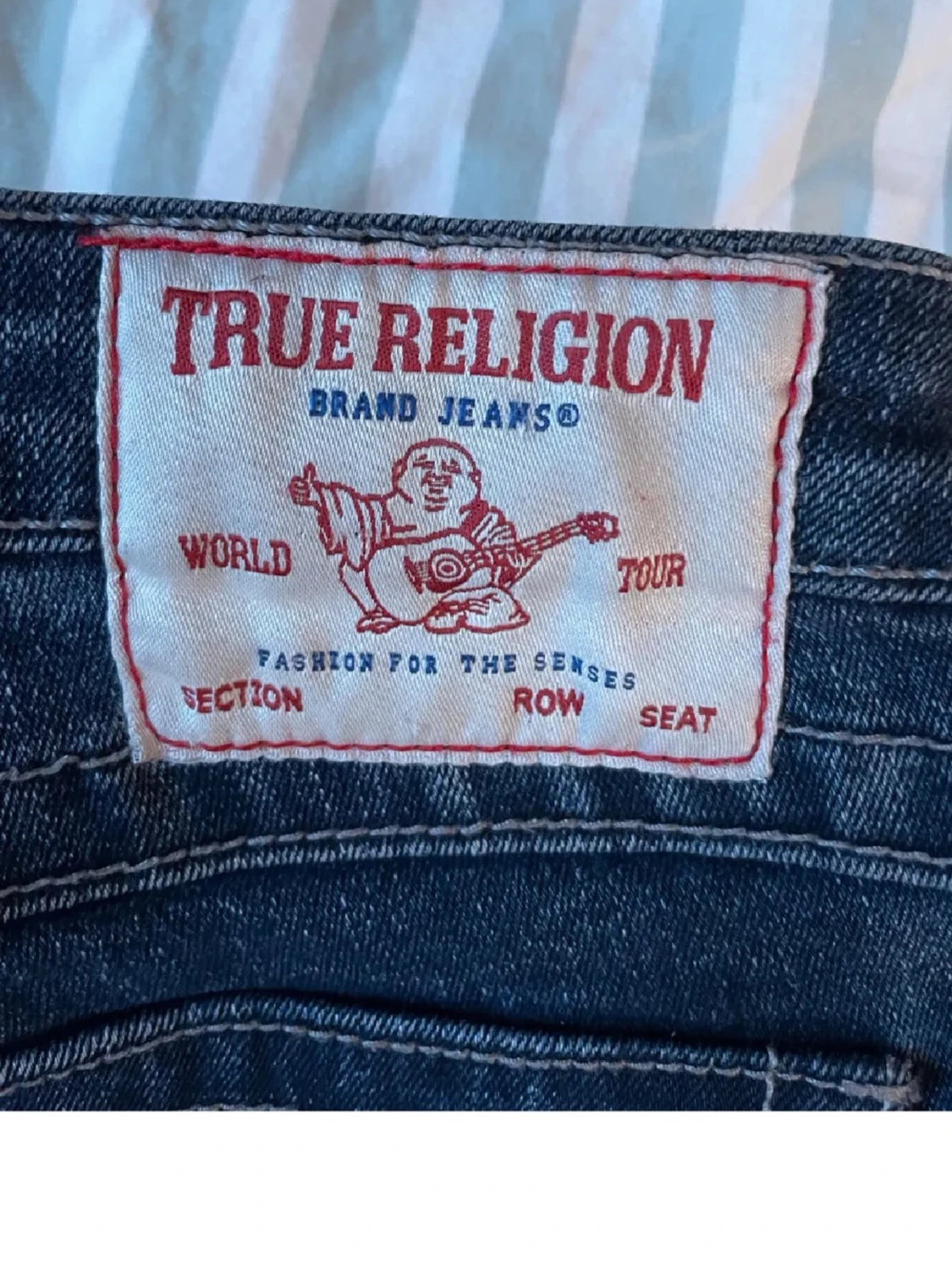Mörkblå jeans med nitar - 3