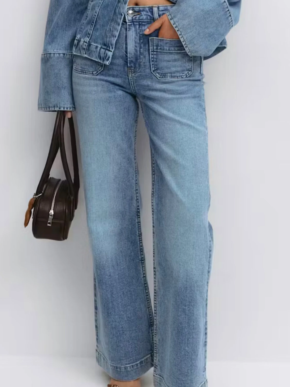 Front pocket jeans - 2