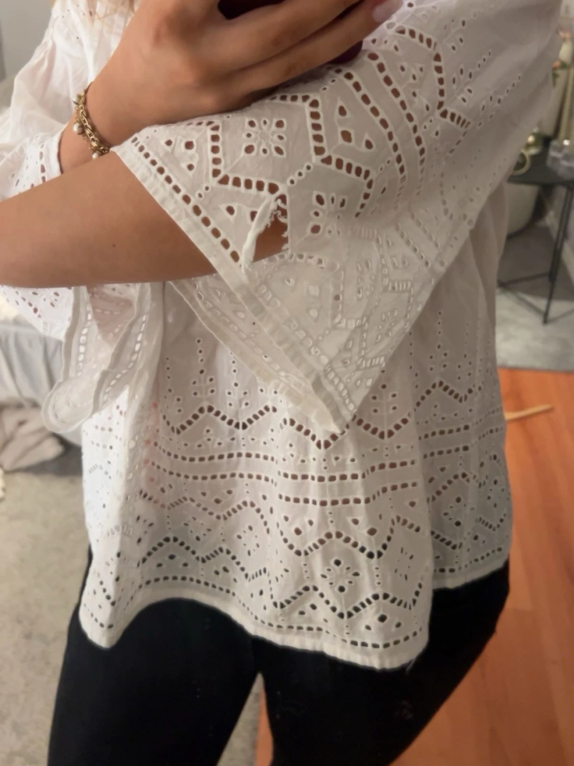 Vit broderad blus med trekvartsärm - 1