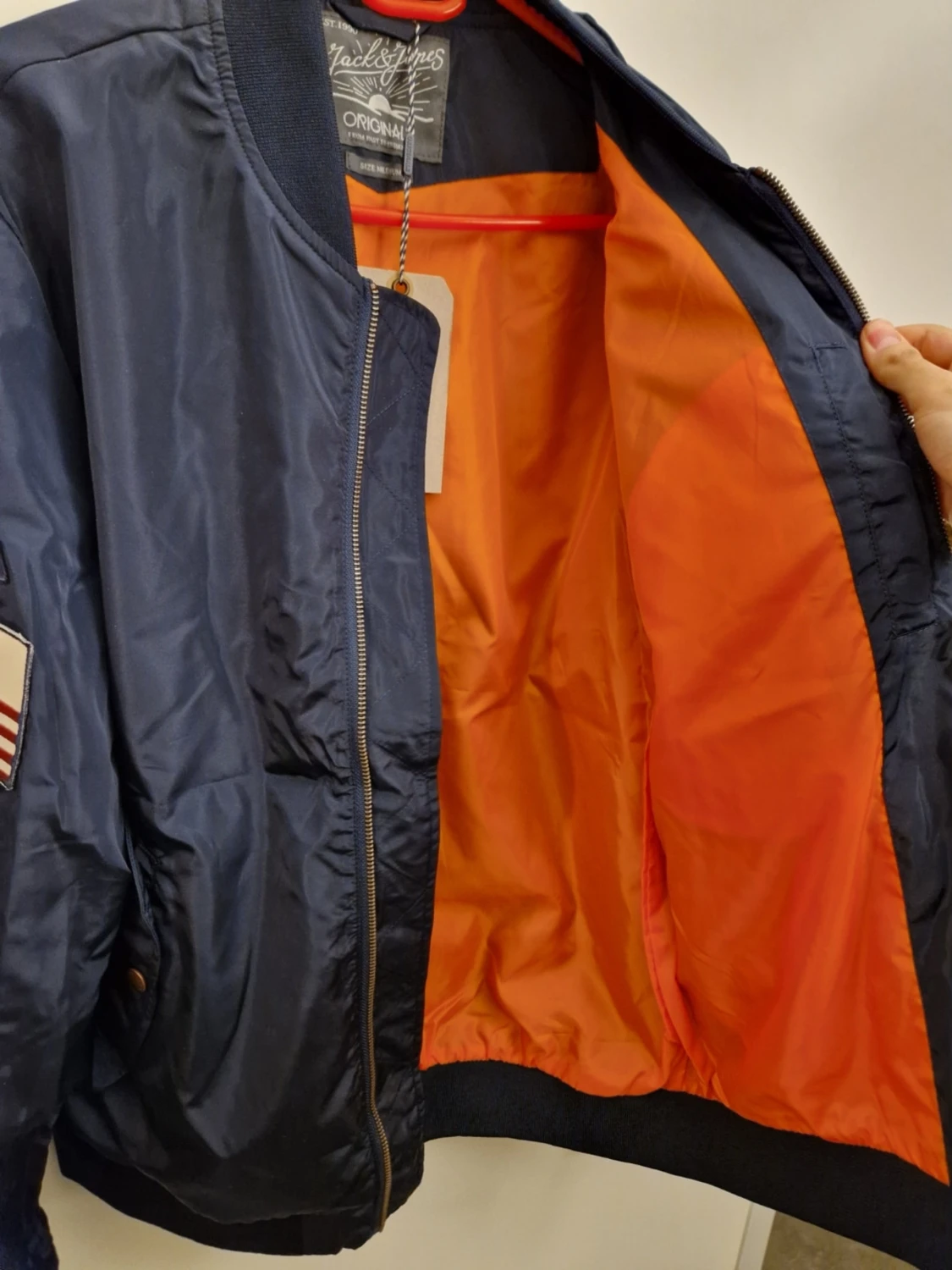 Oanvända Bomberjacka Storlek M - 2