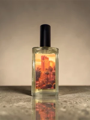 Paradise - Letar du efter en parfym som tar dig direkt till en tropisk parfym. 🌴 Jean Paul Gaultier Paradise Garden är en fantastisk doft som kombinerar fräschighet med somrig sensualitet perfekt för både vardag och fest!  