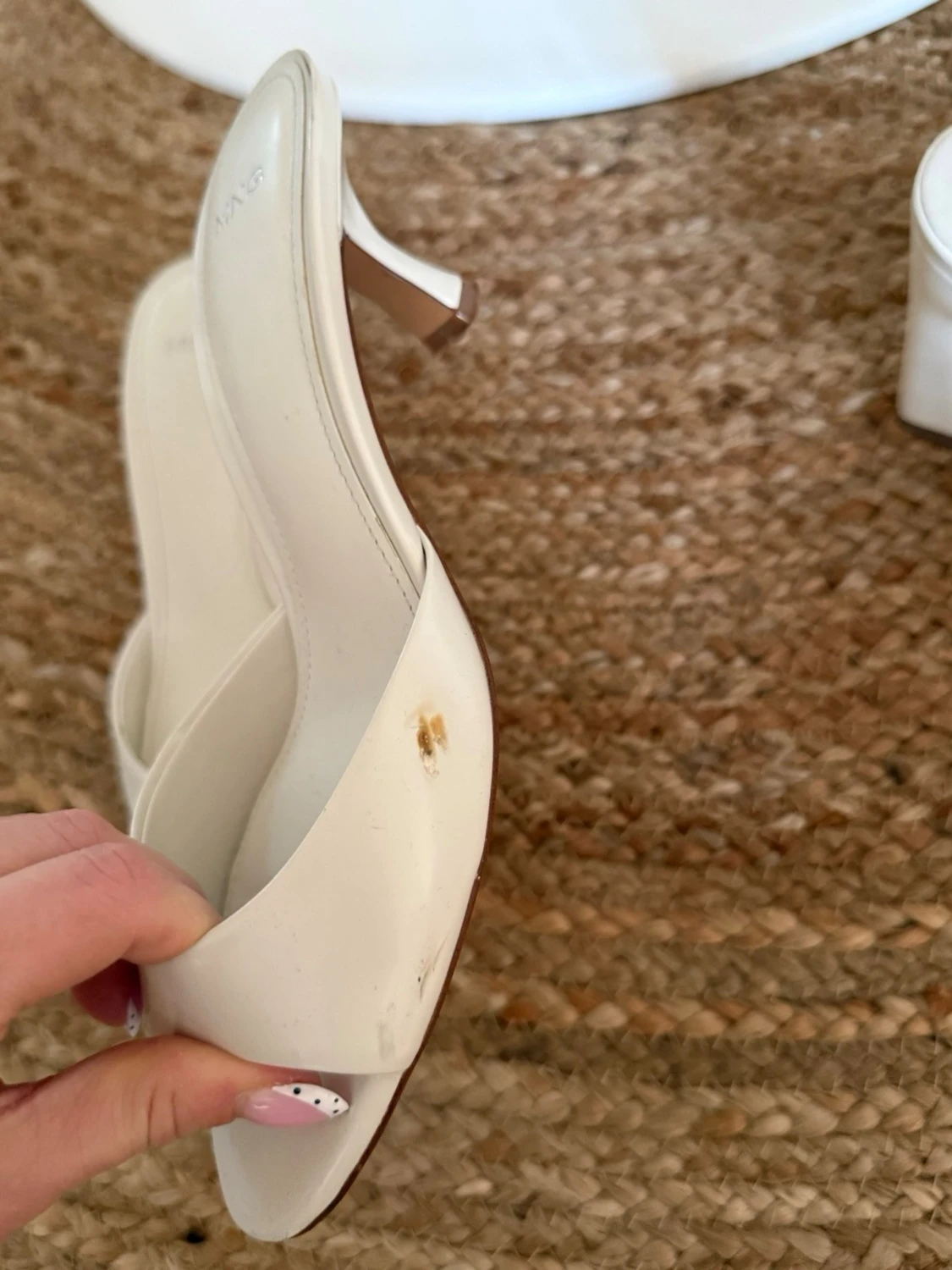 Offwhite kitten heels från Mango - 3