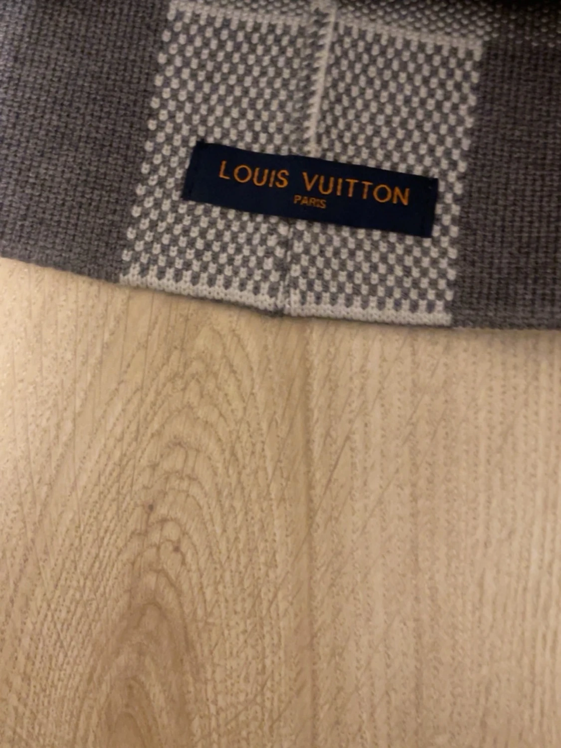 Mössa från Vuitton - 1