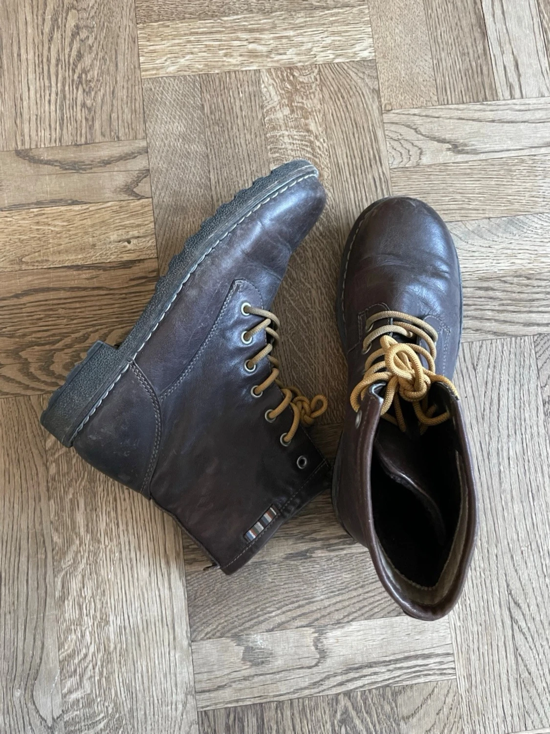 Bruna läderkängor från Ecco - 2