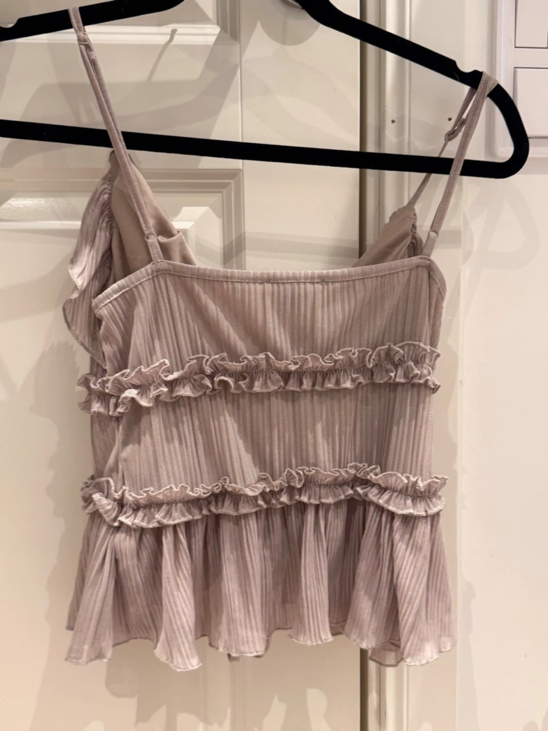 Ljusbeige volang topp  - 1