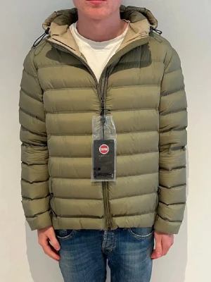 Colmar jacka - Skick: 9.6/10 (knappt använd) | Size 52/L men sitter som en M/L 