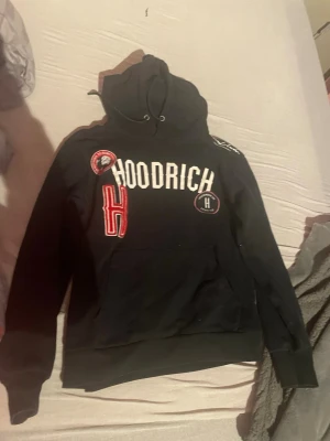 Hoodrich hoodie - Jätte najs hoodie knappt använd