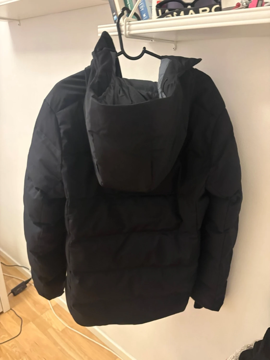 Svart dunjacka Peak Performance - 5