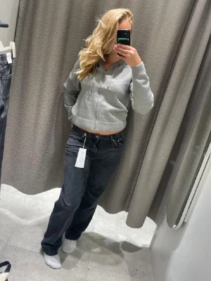 Straight leg jeans ginatricot - Bra skick, låg midja. 