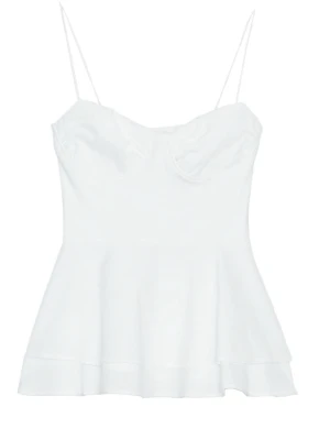 Vit linnetopp med tunna axelband - Säljer denna trendiga topp från Zara i storlek s den är oanvänd med prislapp kvar! ☀️