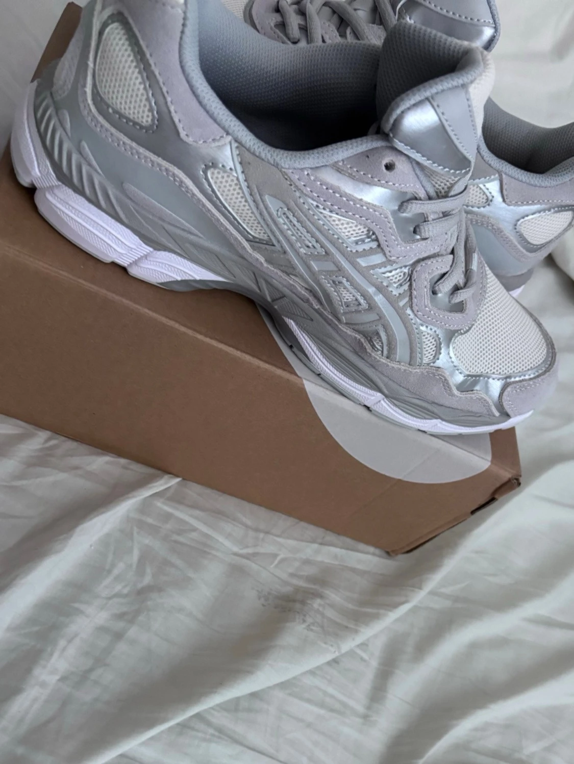  Asics gel nyc creme/cloud grey - 4