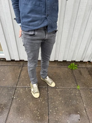 Replay Anbass jeans - Replay jeans - Modell: Anbass - Storlek: W31/L32 - skick: 9/10 - Nypris runt 2000kr