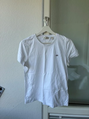 Gant t-shirt - Använd men bra skick 