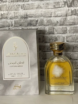   Cotton Abyed mamlakat al oud  - Cotton abyed mamlakat al oud. 100ml. Se bilder för mängd och noter. Denna liknar Ariana grande vanilla mod.  Nypris cdon  609kr