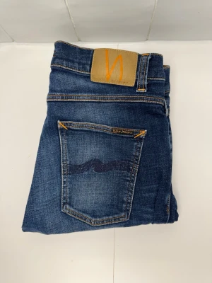 Nudie jeans  - Nudie jeans i modellen lean Dean. Storlek 31/30. Fint skick. Bara att kontakta oss vid minsta funderingar😁