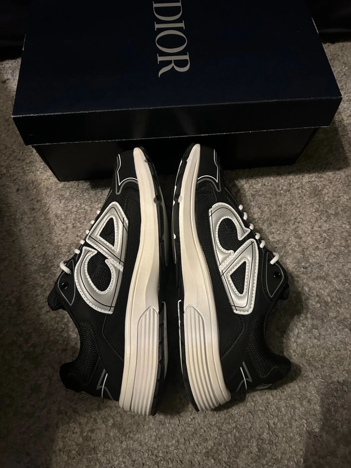 B30 skor vit svarta  - 3