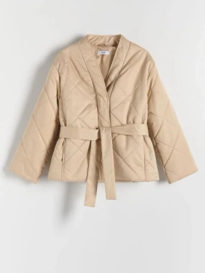 Beige jacka/kappa - Jätte fin jacka med knyte ifrån reserved💗💗