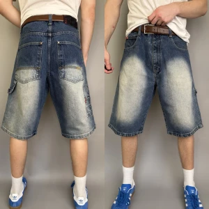 Southpole Heavy Denim Shorts Light Wash Faded Baggy Fit W34 - Southpole Heavy Denim Shorts Light Wash Faded Baggy Fit W34  Details 👇 Item colour – Light Wash Blue Size – W34 Condition – Used Good Retail Price – €60+  Measurements 👇 Waist – 43 cm Rise – 33 cm Inseam – 32 cm Outseam – 63 cm Leg Opening – 31 cm  Item Major Faults / Flaws • Heavy factory fade  SKU – 335  #skater #hiphop #y2k