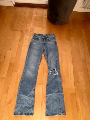 Blå  bootcut jeans - Super snygga och somriga bootcut jeans från Gina tricot ❤️❤️