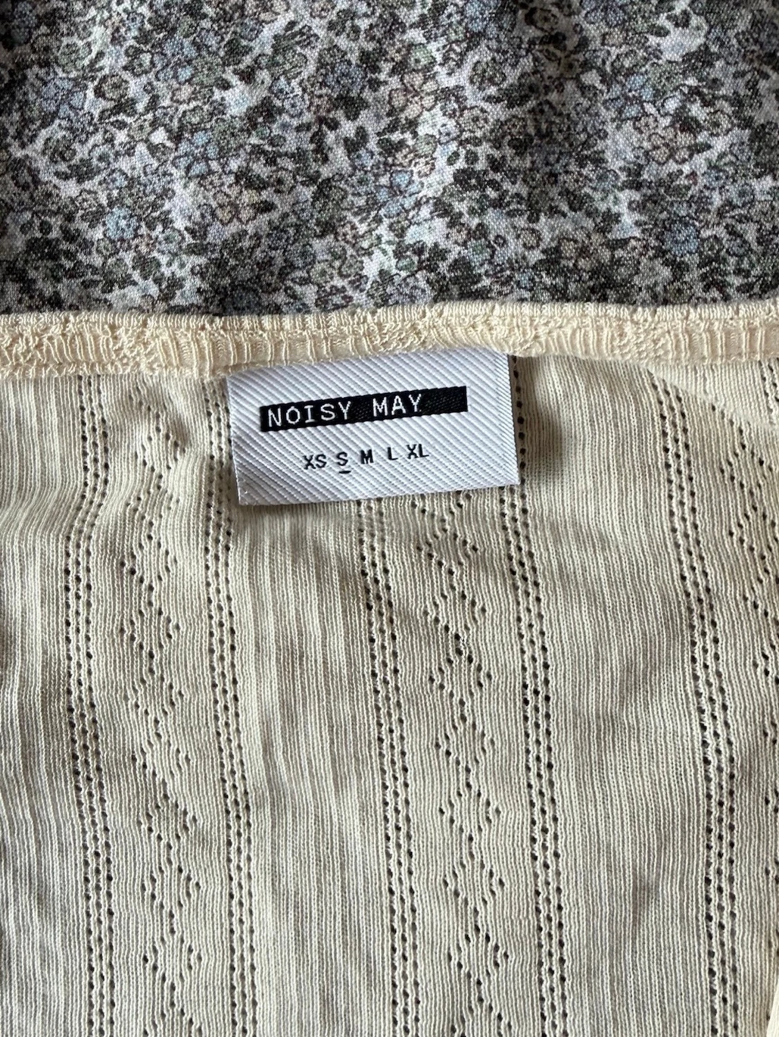 Beige ribbad kofta från Noisy May - 1