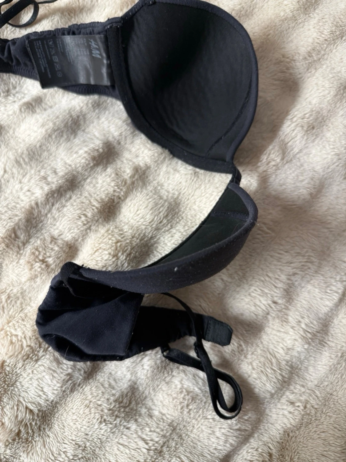 Svart push-up bh med bygel - 2