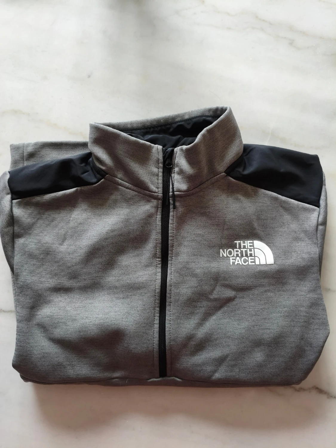 Grå half-zip tröja från The North Face - 1