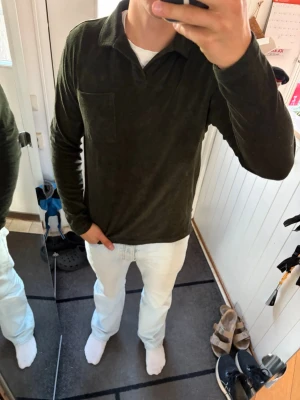 Långärmad frotté tröja från East West - Inga skador!