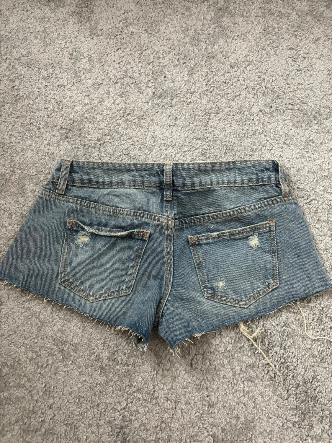 Lågmidjad jeanskjol - 2