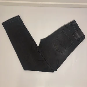 Replay anbass jeans  - Märke: Replay   | Skick:  9/10 | Modell: Anbass |  Storlek: W30 L32 | Inga defekter 