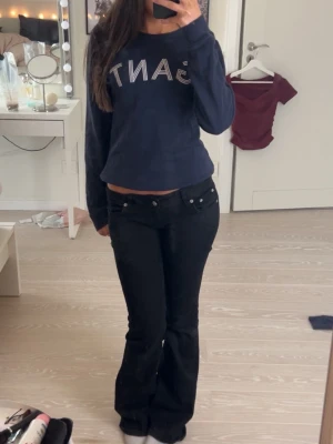Mörkblå gant hoodie - Snygg gant hoodie storlek xs/s insydd vid midjan av tidigare ägare❣️