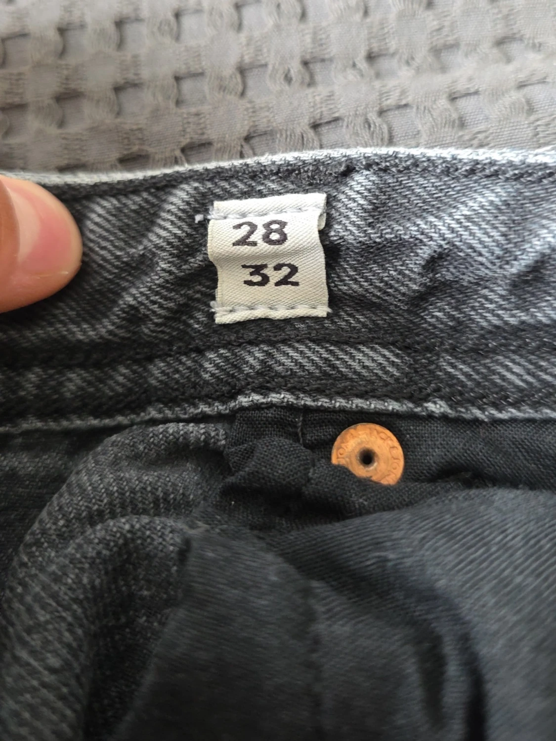 Grå raka jeans från jack and jones - 3