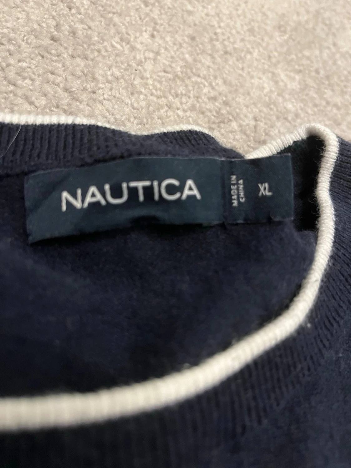 Mörkblå tröja från Nautica XL - 1